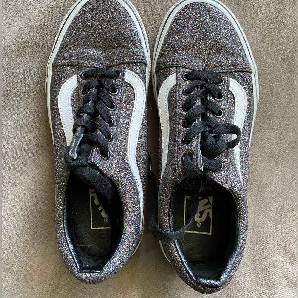Vans Old Skool Glitter low top sneakers women’s size 6, men’s 4.5